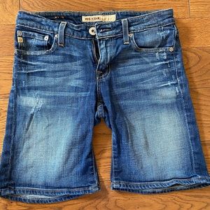 Big Star Shorts - Bermuda style